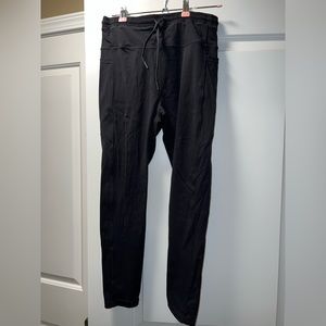 Zyia Black Cinched Waistband Pocket Luxe Hi-Rise